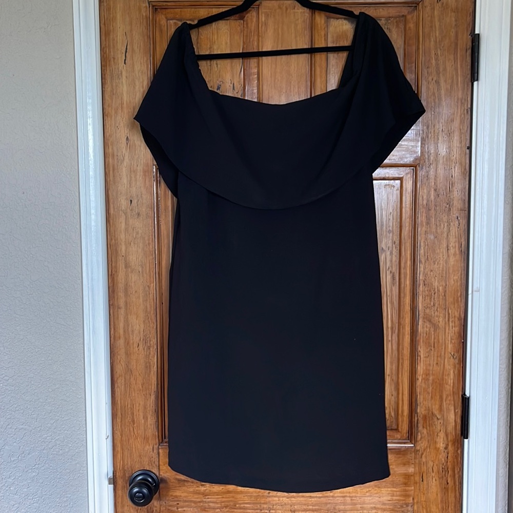 Off the shoulder black mini dress sz XL